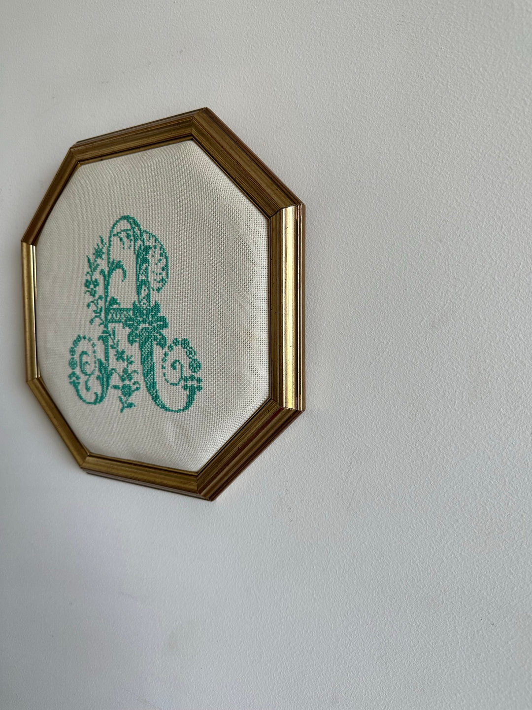 Broderie lettre A