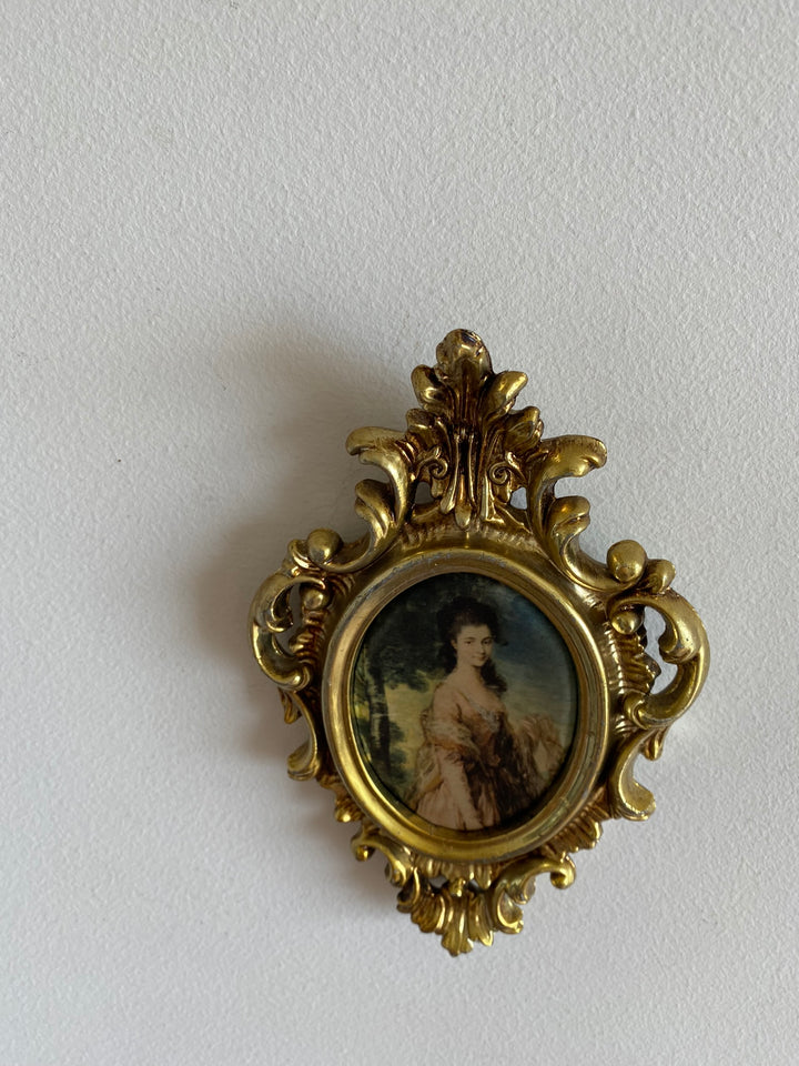 Médaillons baroques dorés brillants portraits d'époque impression sur tissu