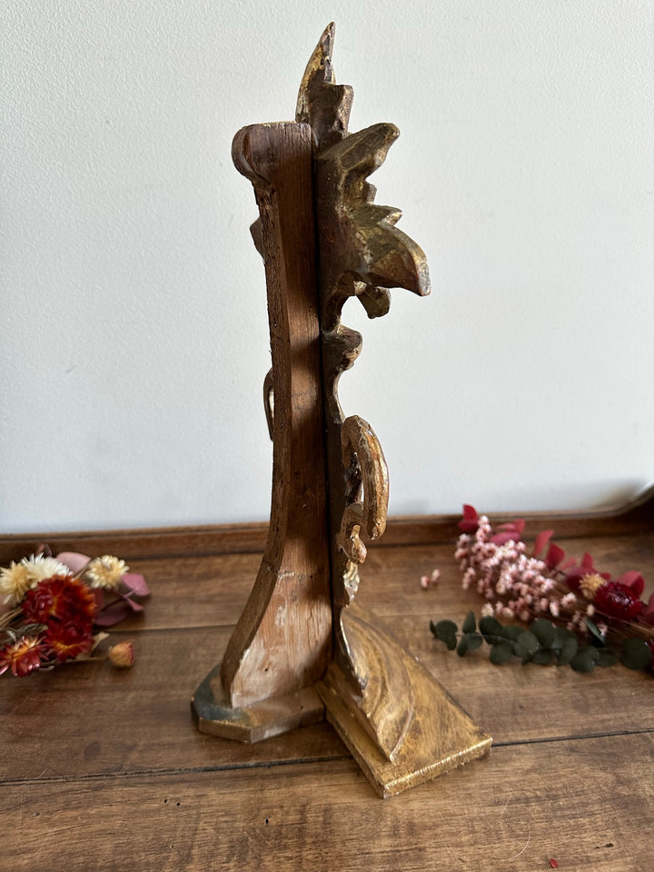 Décoration en bois doré milieu 18ème, début 19eme