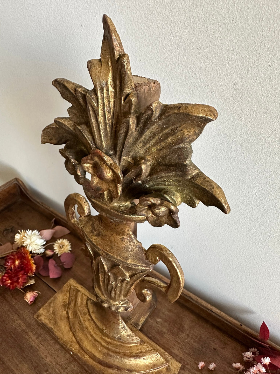Décoration en bois doré milieu 18ème, début 19eme