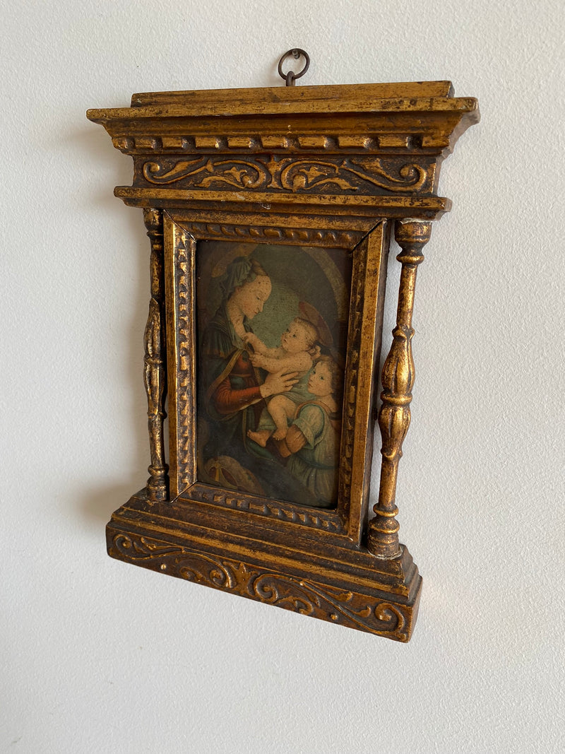 Icône religieuse femme et deux enfants cadre en bois florentin sculpté mordoré