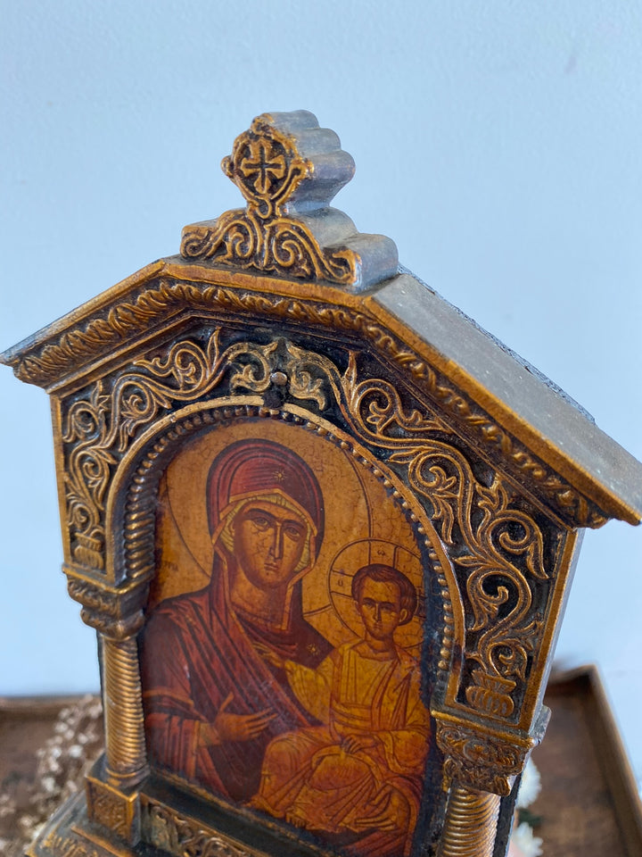 Représentation religieuse orthodoxe cadre sculpté piliers torsadés
