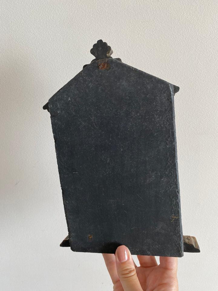 Représentation religieuse orthodoxe cadre sculpté piliers torsadés