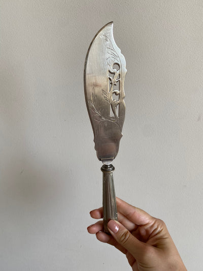 Couteau et fourchette de service en métal argenté