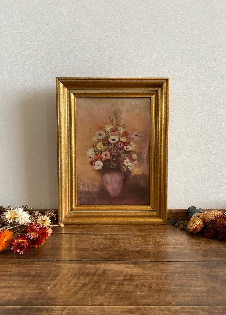 Impression encadrée bouquet de fleurs sur fond rose rectangulaire