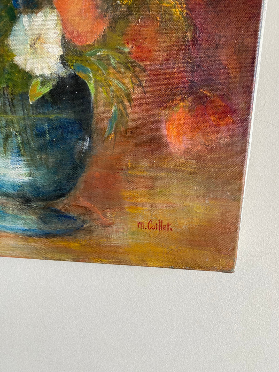 Tableau bouquet de fleurs fond orangé signé M.Caillet