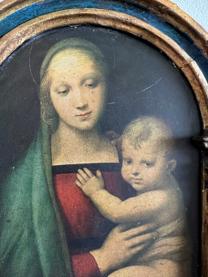 Icône la Vierge et l'enfant sous une arche à colonne dorée et bleue