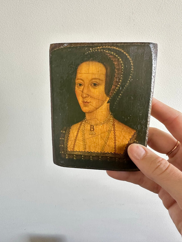 Icône pressée sur bois représentation des épouses d'Henry VIII