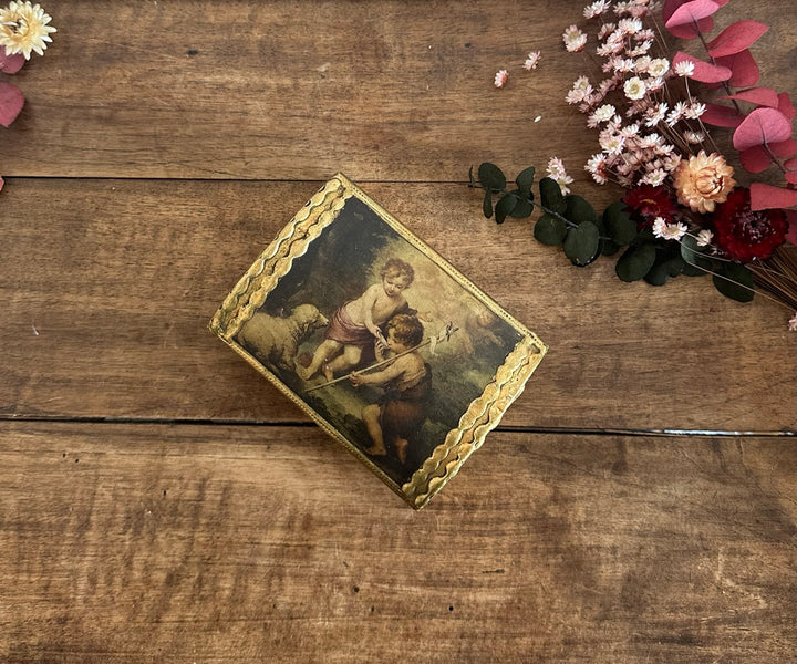 Coffret en bois doré chérubins