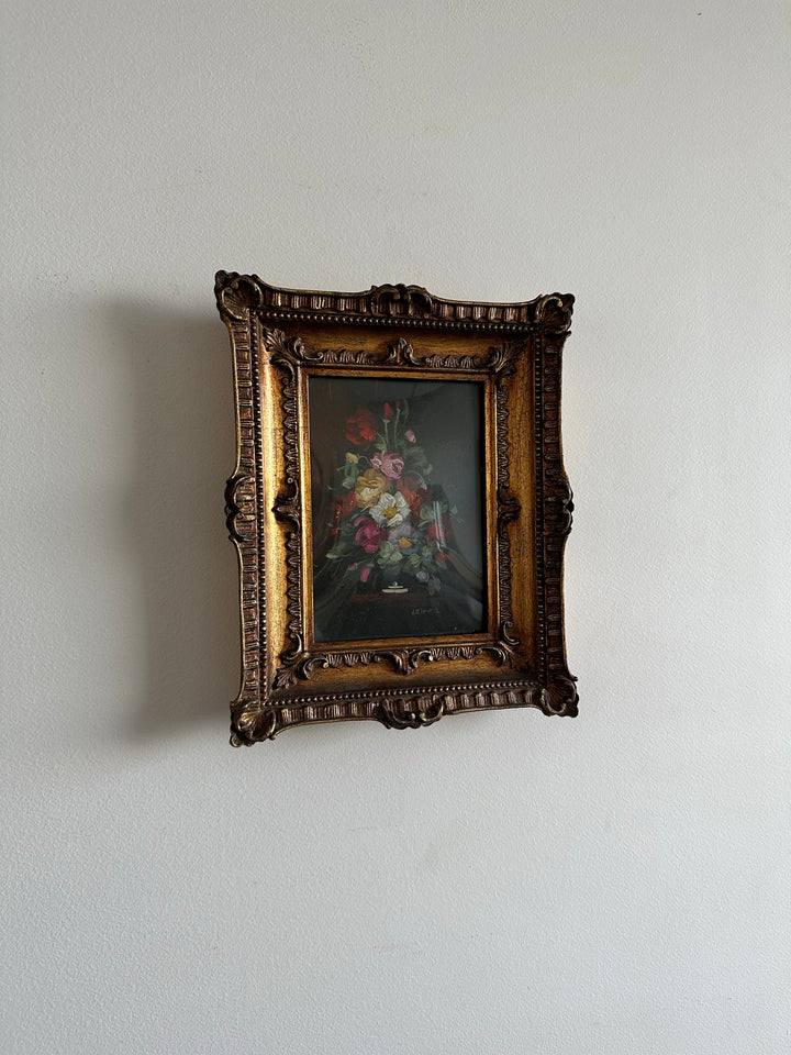 Peinture sur cuivre signée bouquet de fleurs roses et rouges