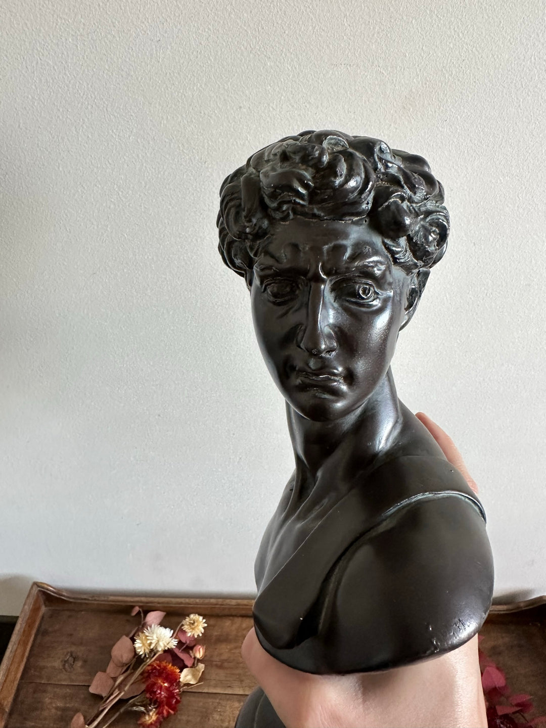 Buste de David en plâtre peint