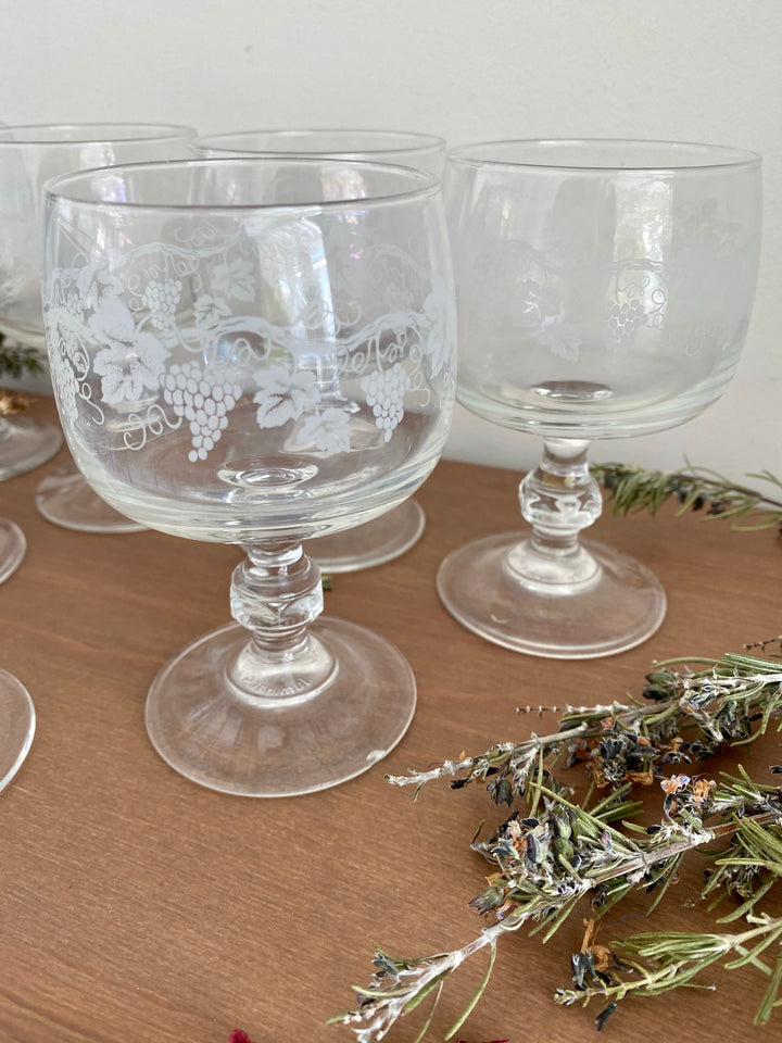 Set de 7 verres à vin motifs vignes