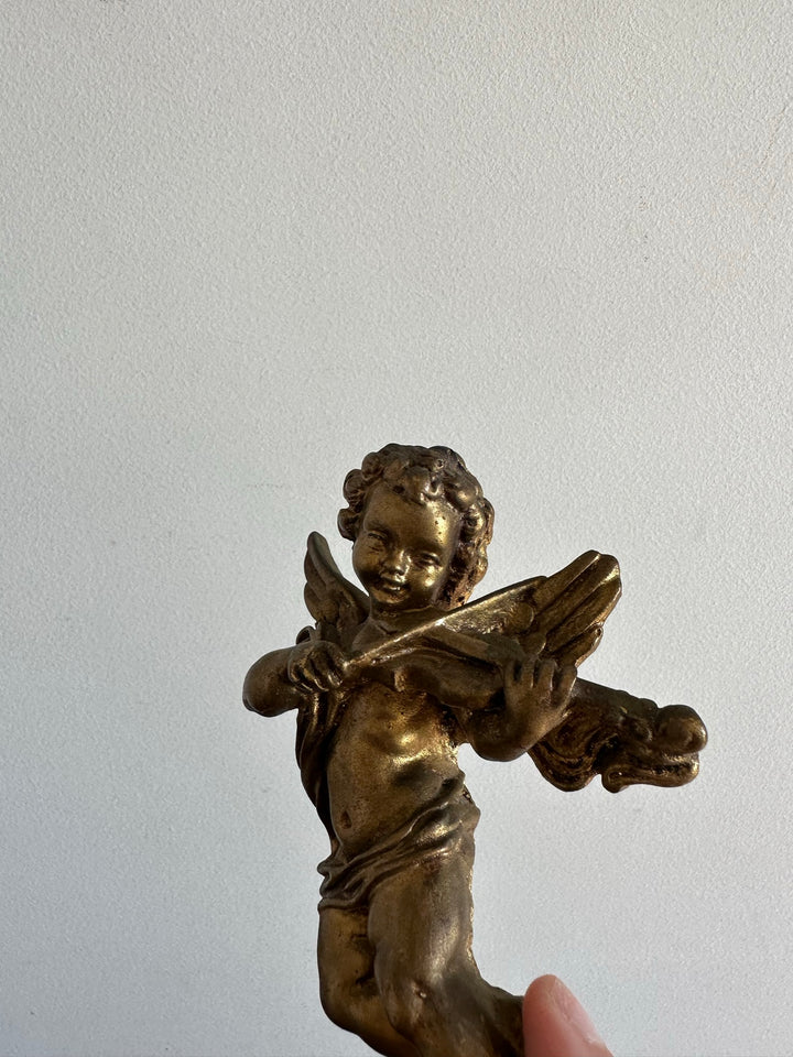 Angelots musiciens en plâtre doré