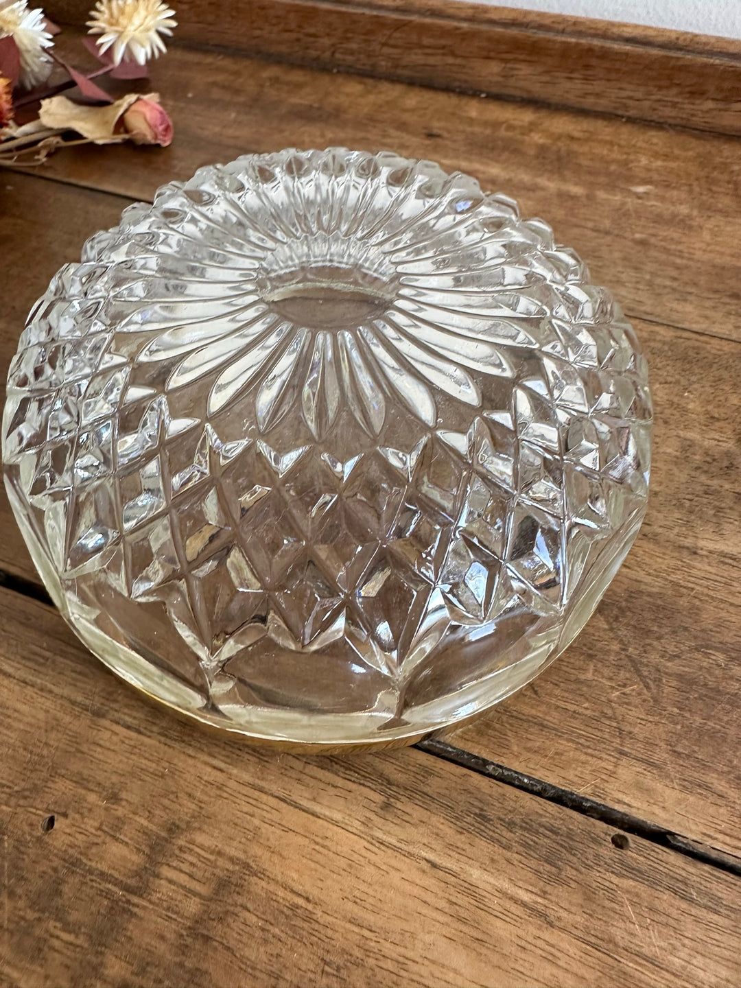 Coupelle en verre travaillé bords dorés