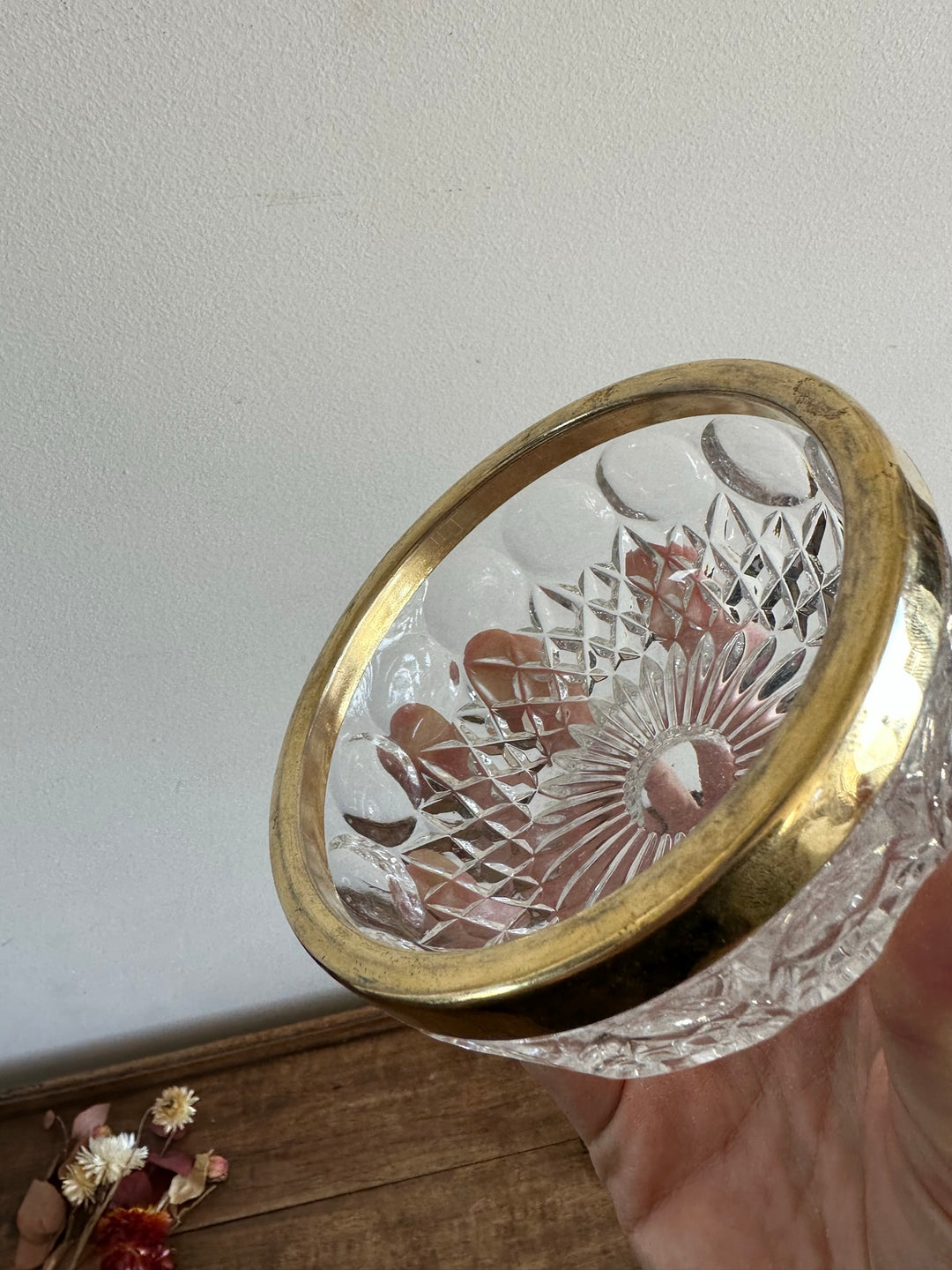Coupelle en verre travaillé bords dorés