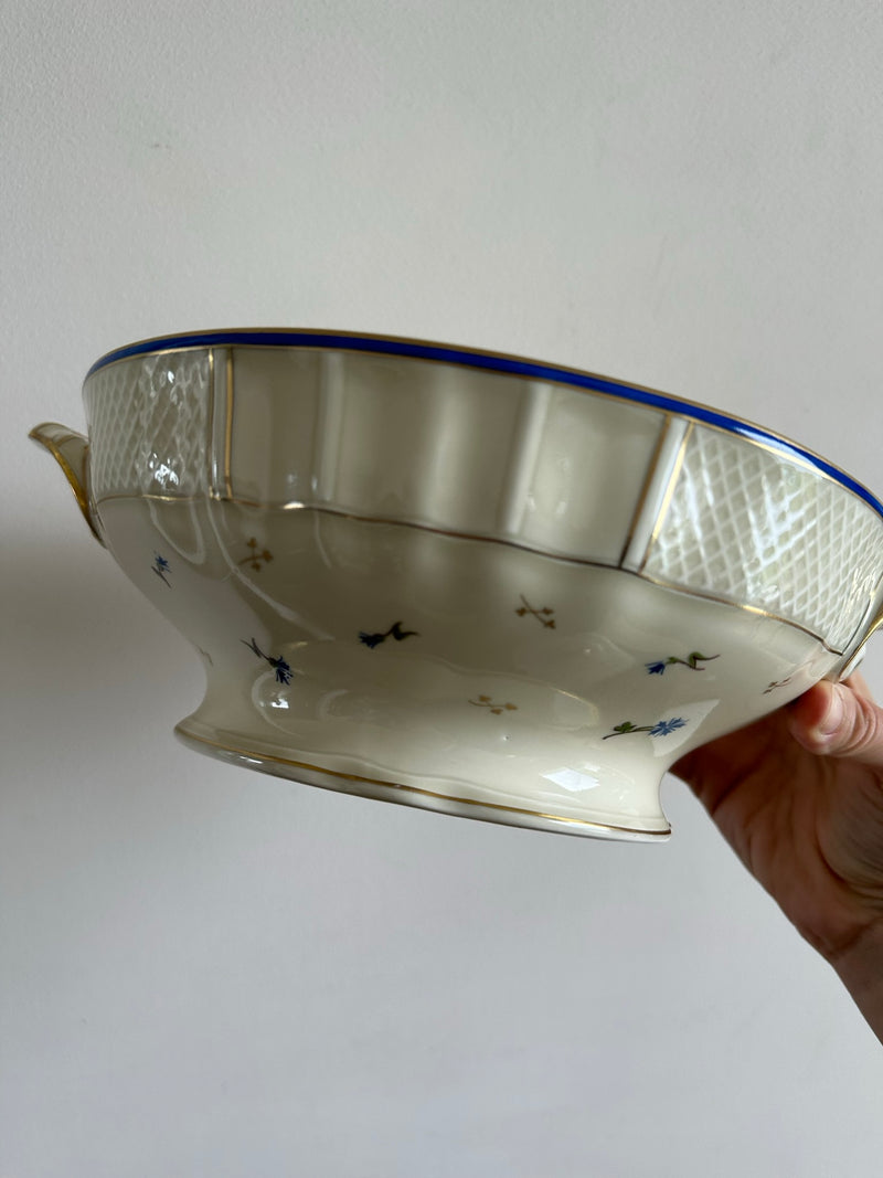 Soupière en porcelaine de Limoges années 1950