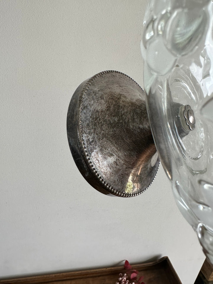 Coupe à fruits en verre givré sur pied en métal argenté