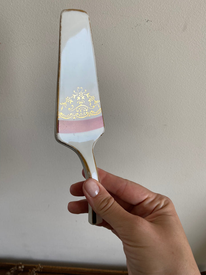 Plat et Pelle à tarte porcelaine bordure fuschia