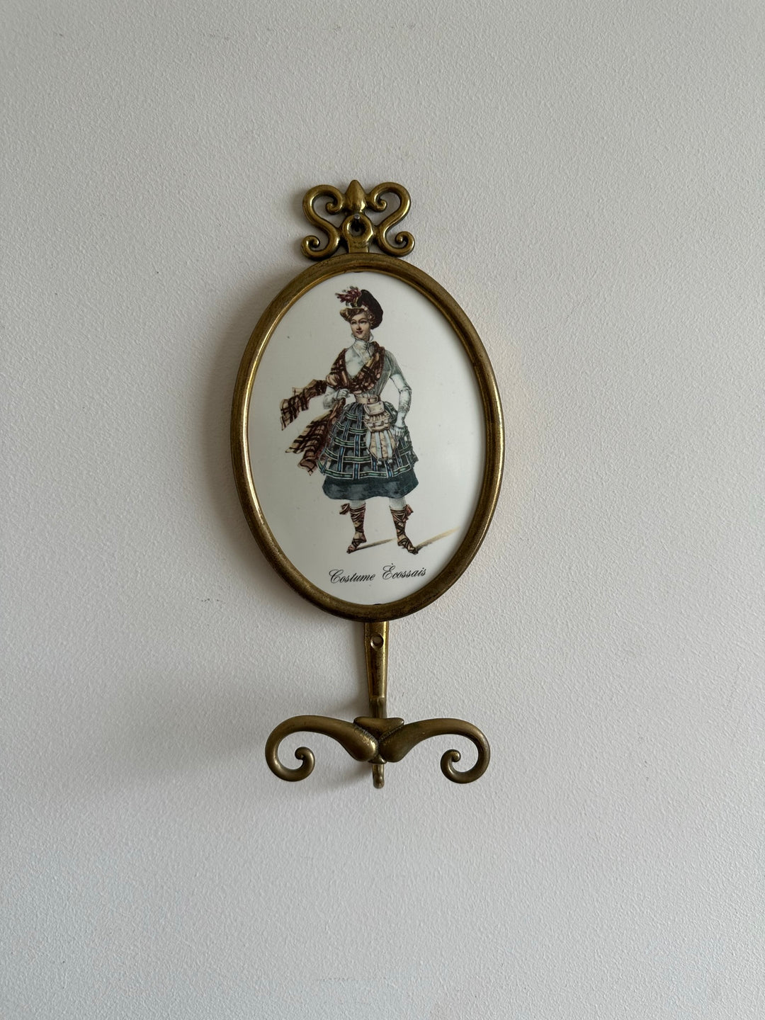 Patères en laiton et porcelaine fabrication italienne.