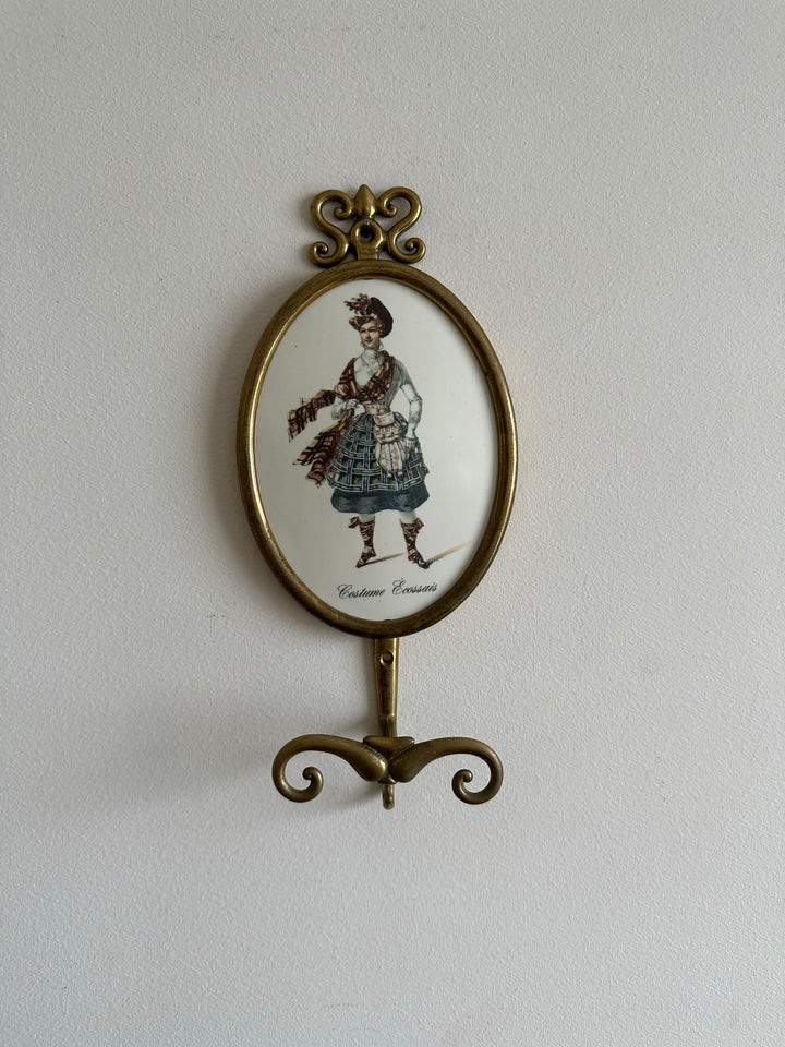 Patères en laiton et porcelaine fabrication italienne.