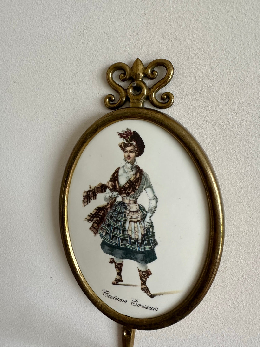 Patères en laiton et porcelaine fabrication italienne.