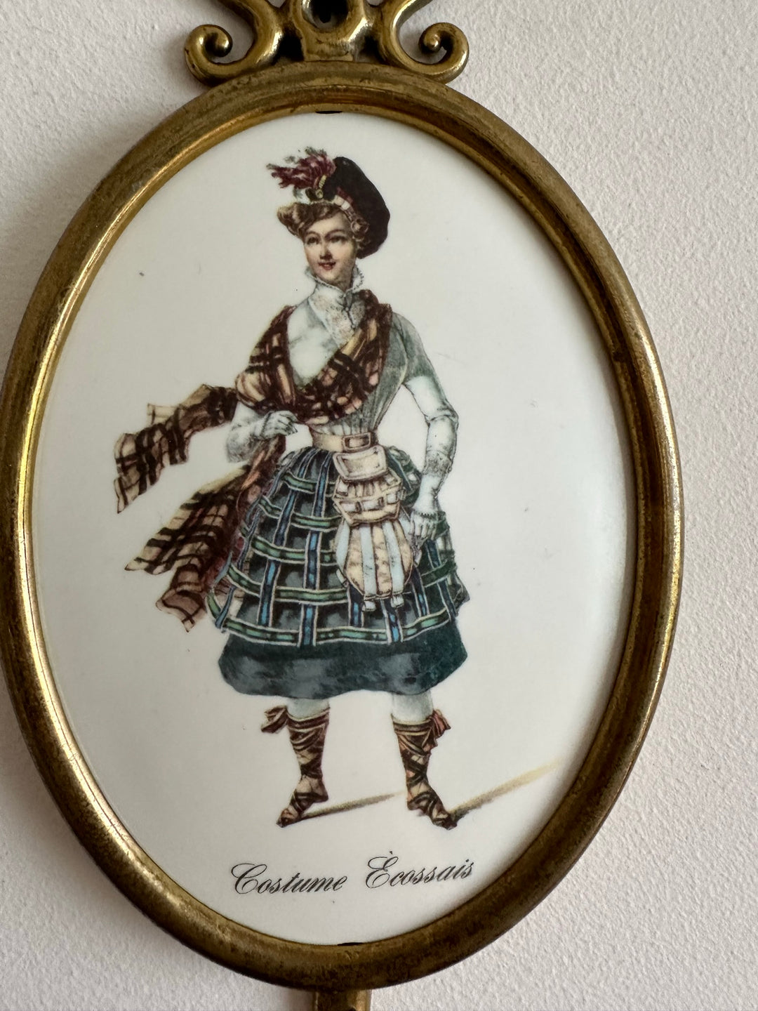 Patères en laiton et porcelaine fabrication italienne.