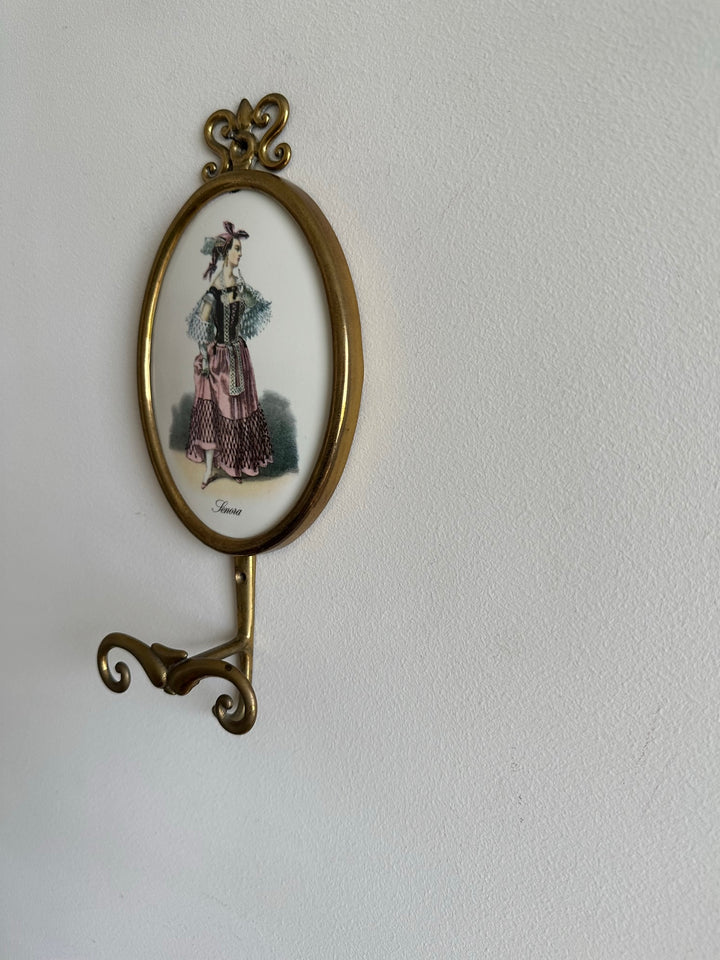 Patères en laiton et porcelaine fabrication italienne.