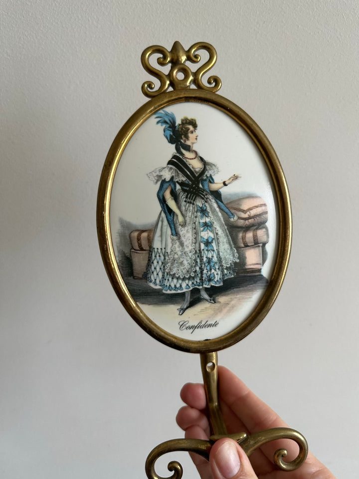 Patères en laiton et porcelaine fabrication italienne.