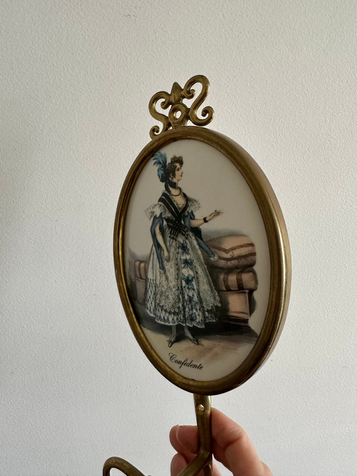 Patères en laiton et porcelaine fabrication italienne.