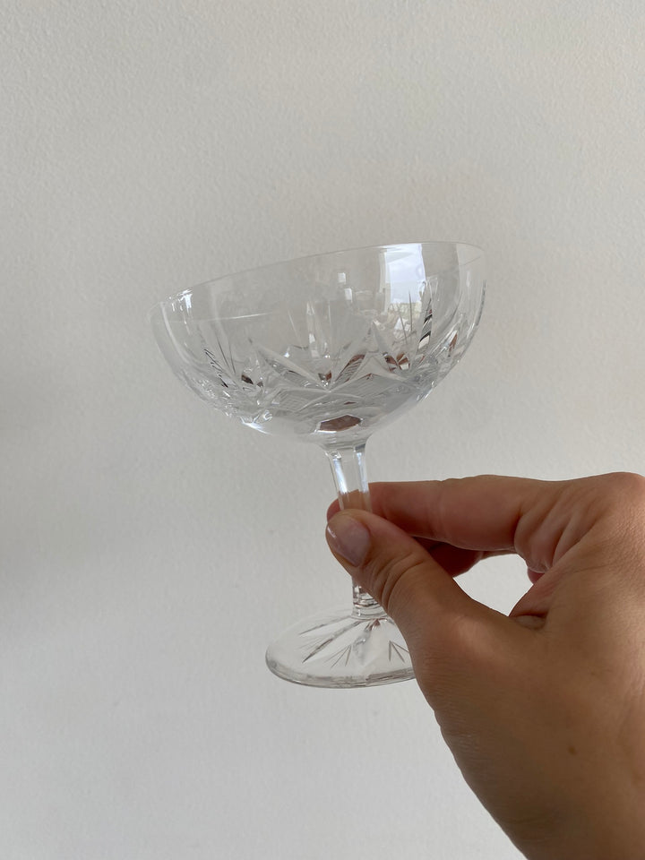 Coupelles à champagne en cristal ciselé
