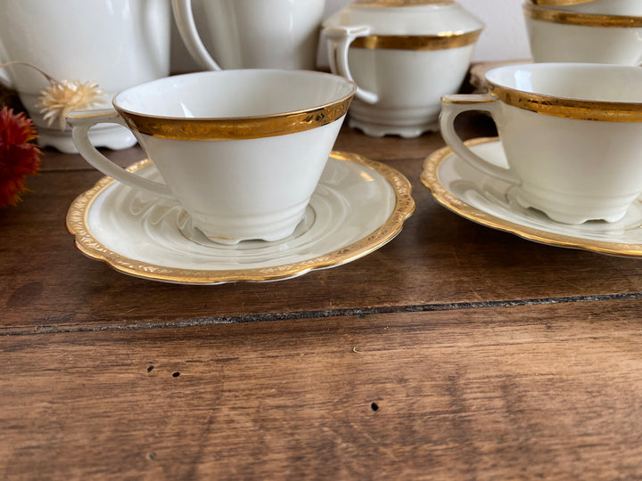 Service à café en porcelaine crème galon doré Victoria Germany