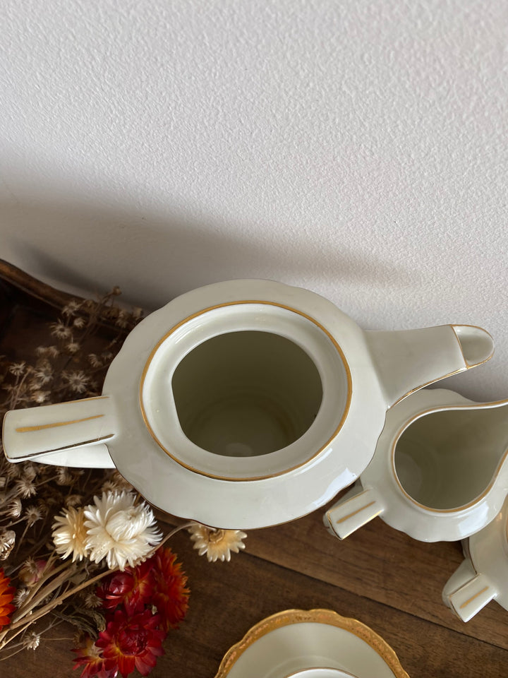 Service à café en porcelaine crème galon doré Victoria Germany