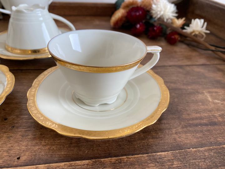 Service à café en porcelaine crème galon doré Victoria Germany