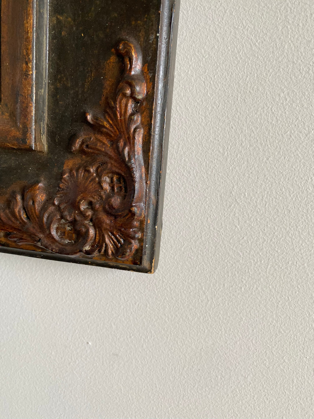 Peinture signée Campanini dans son cadre baroque