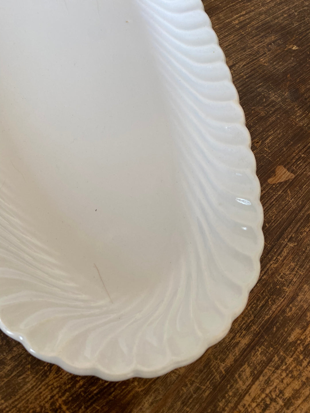 Plat de service en faience Luneveille