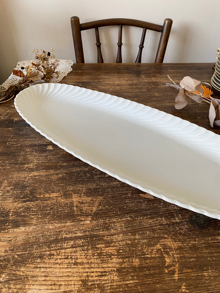 Plat de service en faience Luneveille