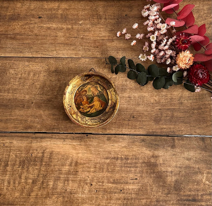 Médaillon Botticelli "Magnificat" cadre en bois doré