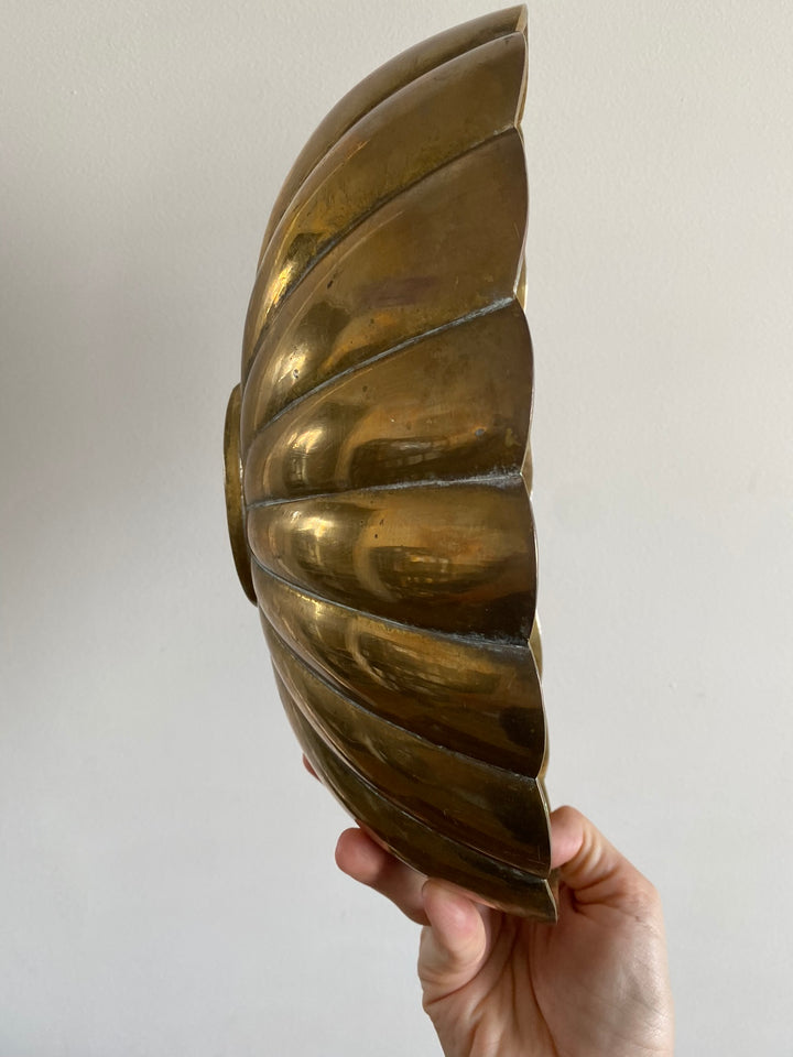 Corbeille en laiton coquillage ovale
