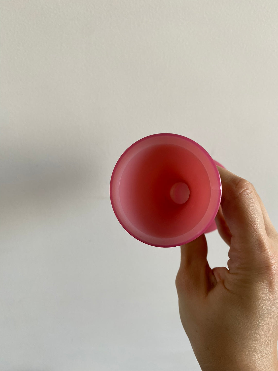 Vase en opaline soliflor rose