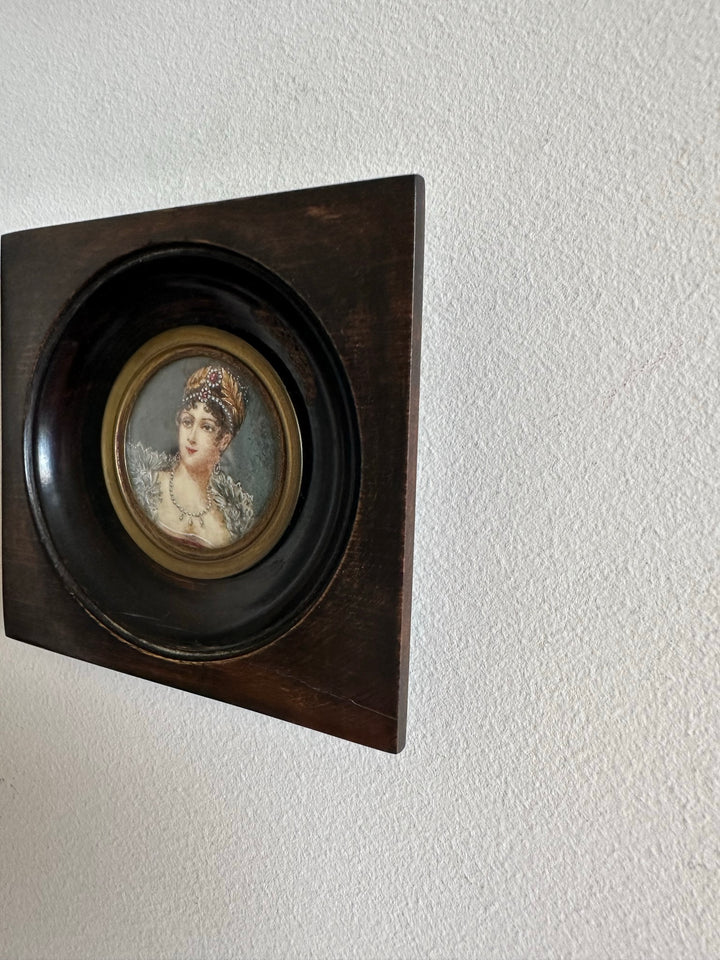 Médaillon en bois carré peinture estimation 19eme
