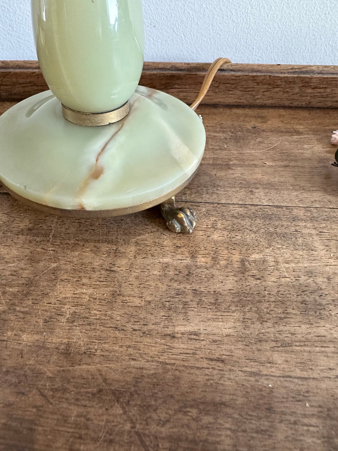 Lampe en onyx avec abat jour en opaline orangée