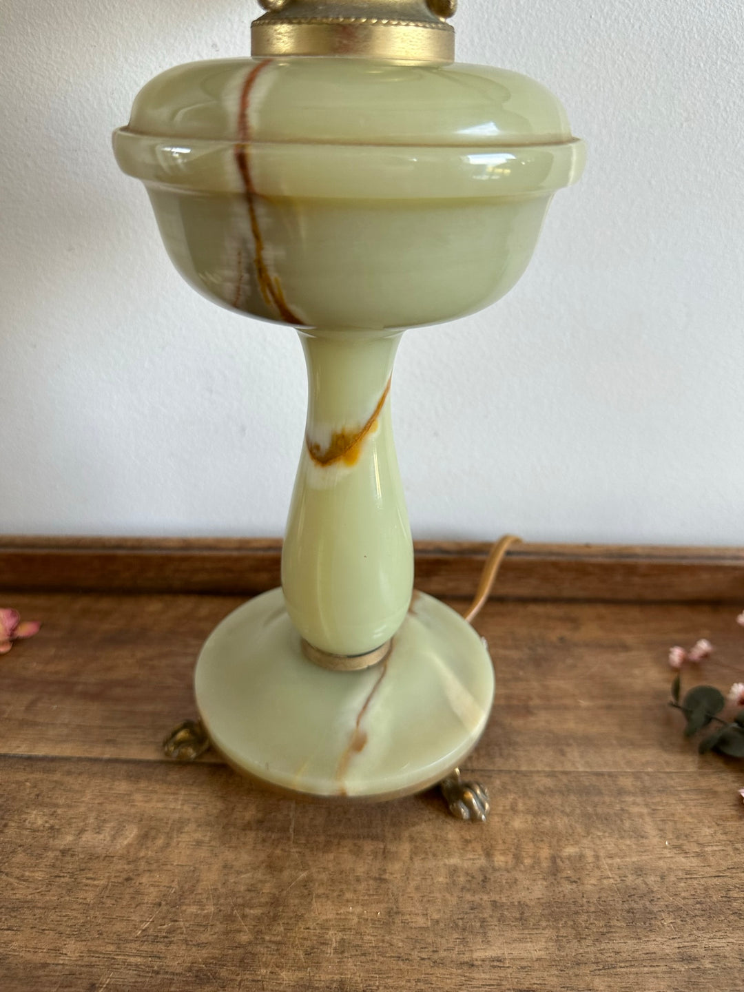 Lampe en onyx avec abat jour en opaline orangée