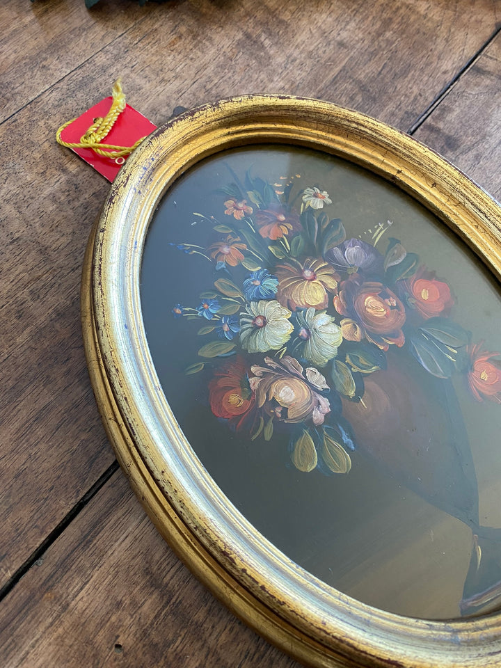 Peinture bouquet de fleurs sous verre cadre doré ovale en bois