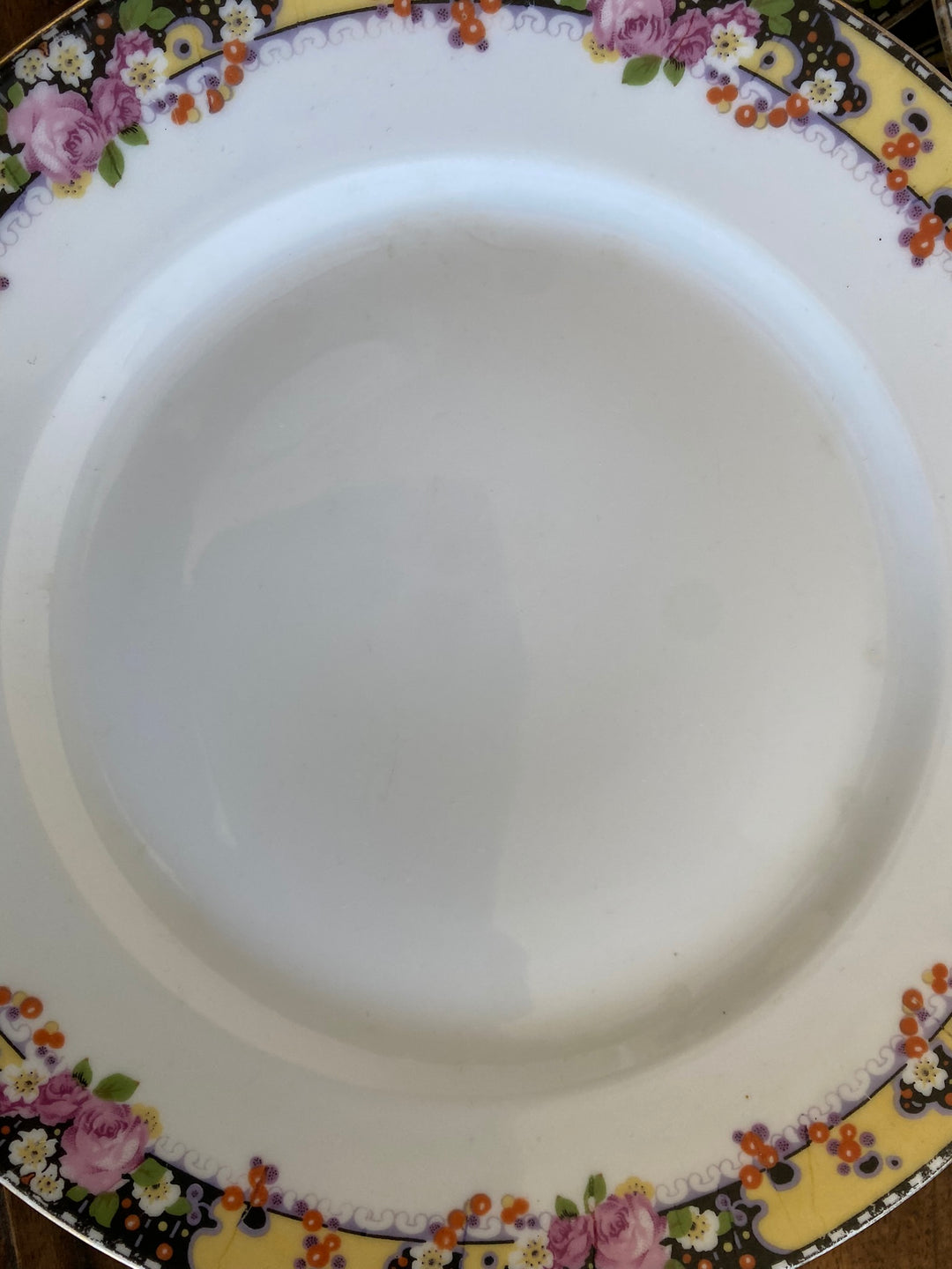 Assiettes à dessert bordures fleuries Limoges