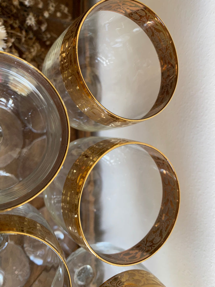 Verres dorés sur piedsfabrication italienne