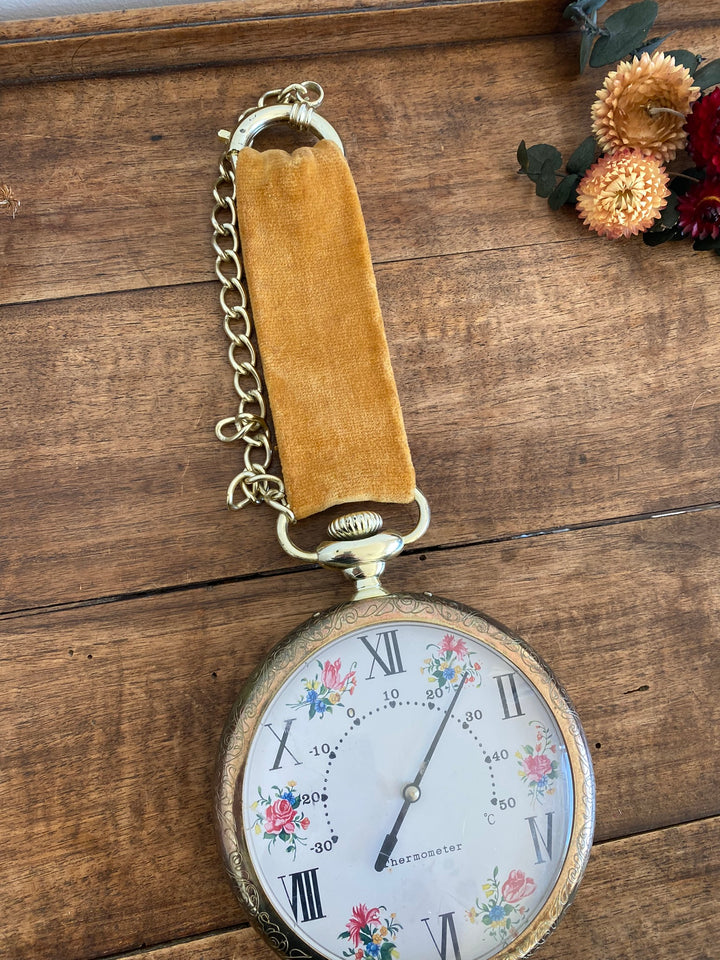 Thermomètre rétro style montre à gousset ruban en velour moutarde