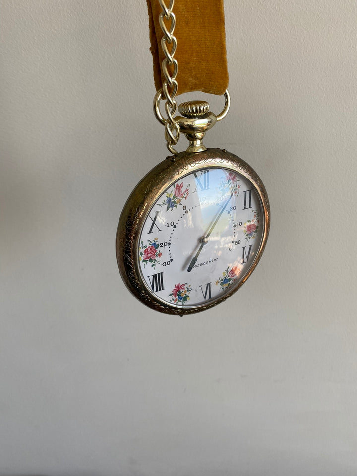 Thermomètre rétro style montre à gousset ruban en velour moutarde