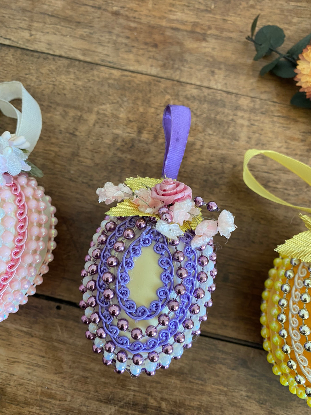 Oeufs décoratifs à accrocher