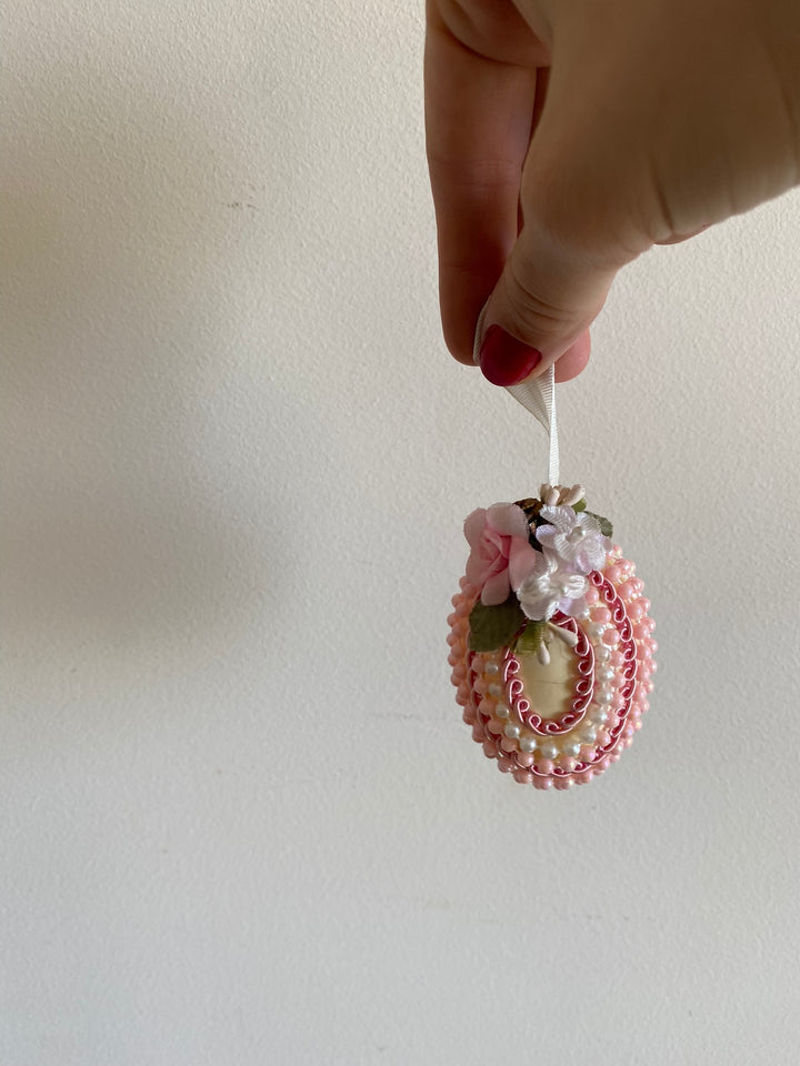 Oeufs décoratifs à accrocher