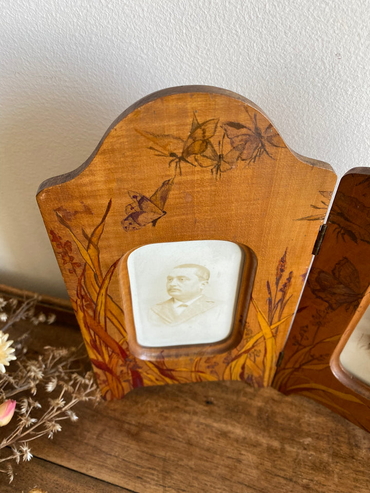 Diptyque en bois peint années 1920